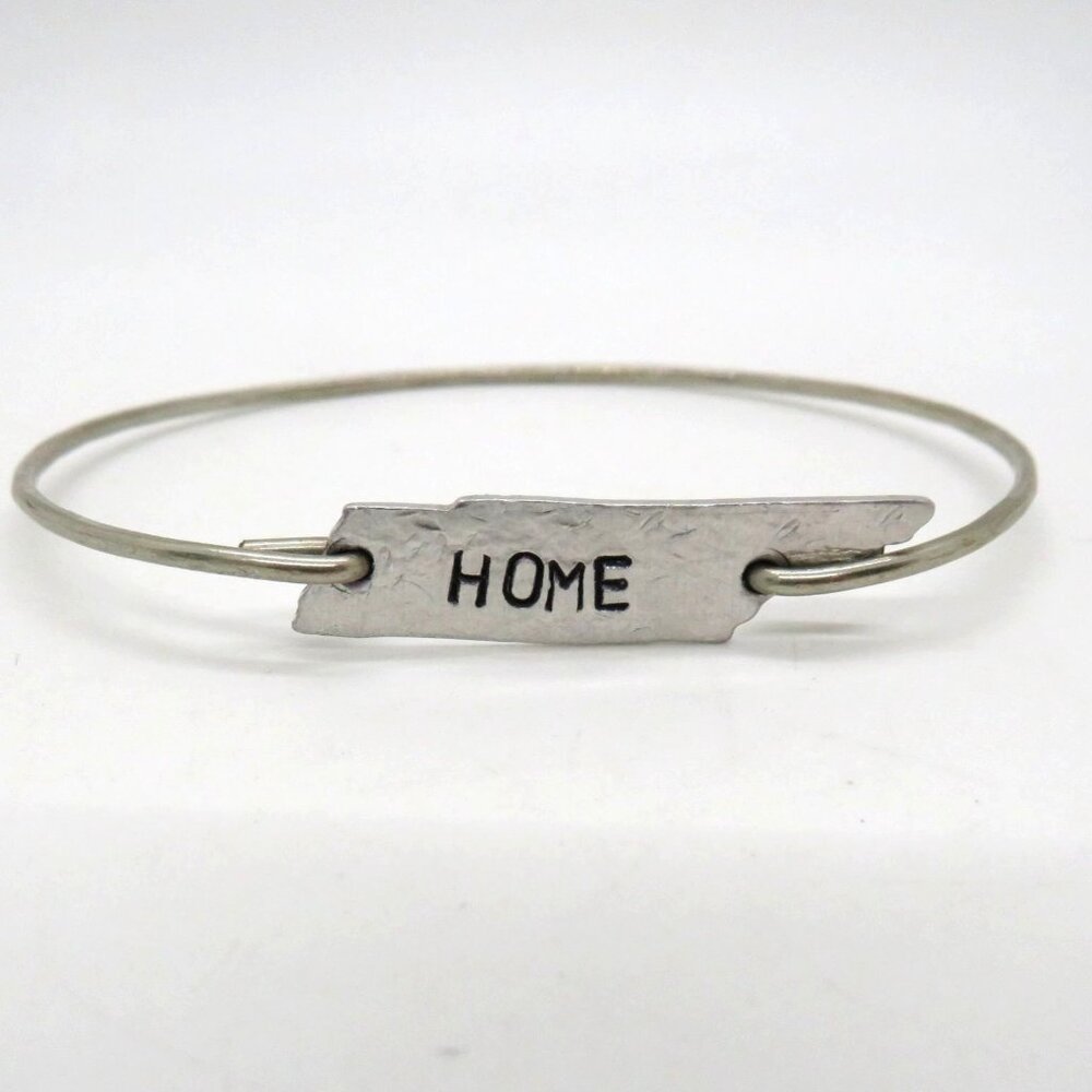 Julio Tennessee Bracelet Silver Tone Home Engraved State Cutout Clamper Clasp